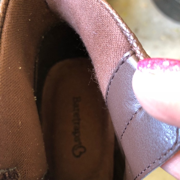 Shoes - Picture 4 of 4